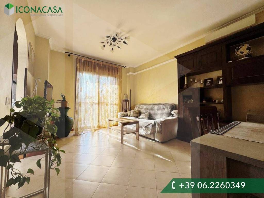 appartamento in vendita a Roma in zona Castelverde