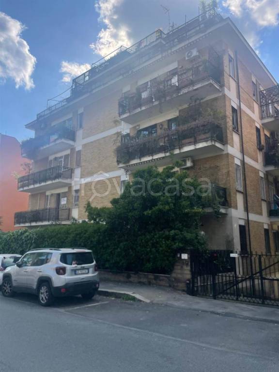 appartamento in vendita a Roma in zona Monte Sacro/Talenti