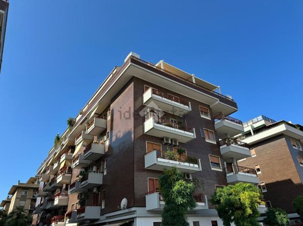appartamento in vendita a Roma in zona Ostia