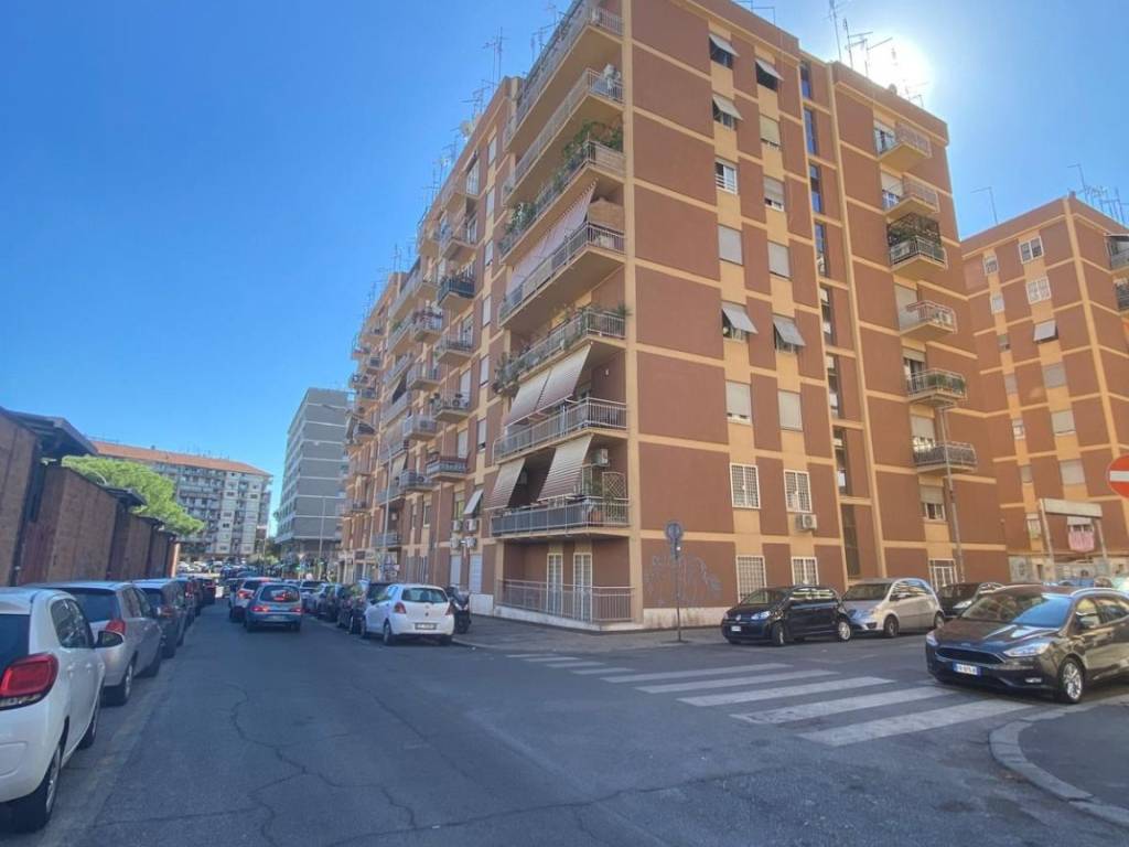 appartamento in vendita a Roma in zona Collatino