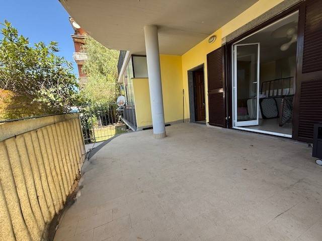 appartamento in vendita a Roma in zona Ponte di Nona