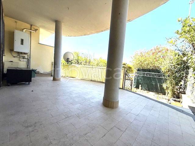 appartamento in vendita a Roma in zona Ponte di Nona