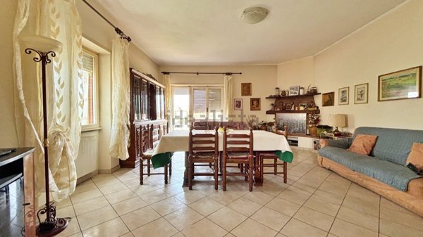 appartamento in vendita a Roma in zona Selva Candida