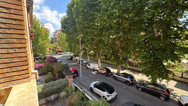 appartamento in vendita a Roma in zona Ostia