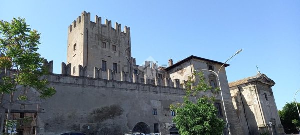 appartamento in vendita a Roma in zona Torre Gaia