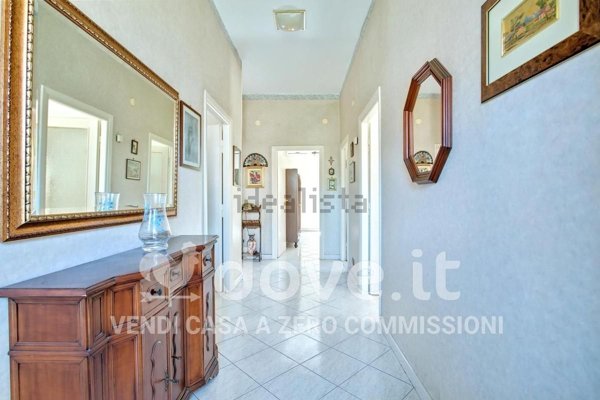 appartamento in vendita a Roma in zona Torre Maura