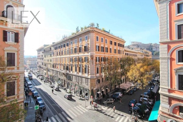 appartamento in vendita a Roma in zona Rione Prati