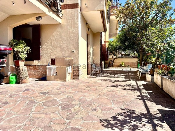 appartamento in vendita a Roma in zona Sette Bagni