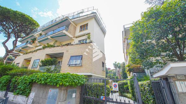 appartamento in vendita a Roma in zona Tor di Quinto