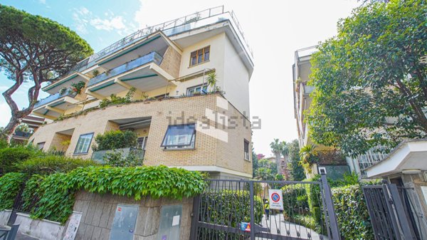 appartamento in vendita a Roma in zona Tor di Quinto