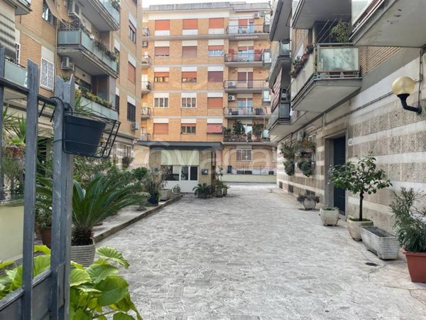 appartamento in vendita a Roma in zona Prenestino-Labicano