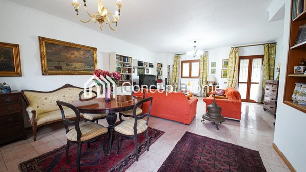 appartamento in vendita a Roma in zona Montespaccato