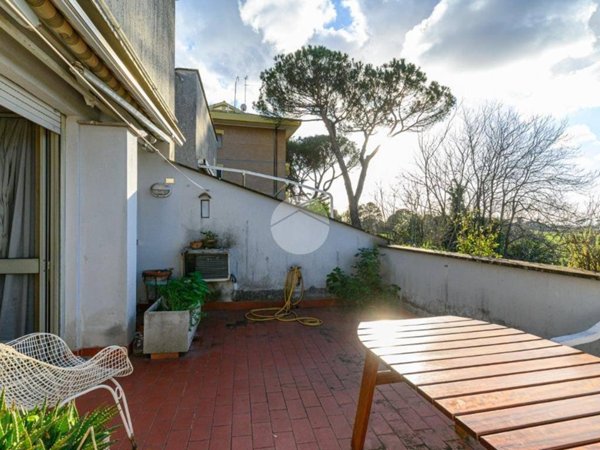 appartamento in vendita a Roma in zona Corviale