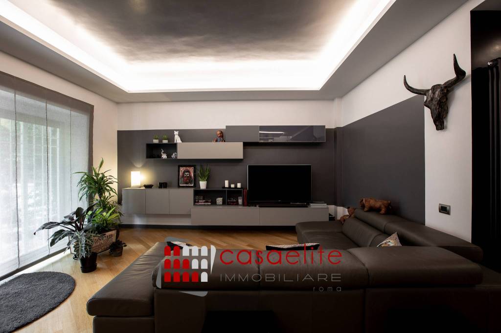 appartamento in vendita a Roma in zona Gianicolense