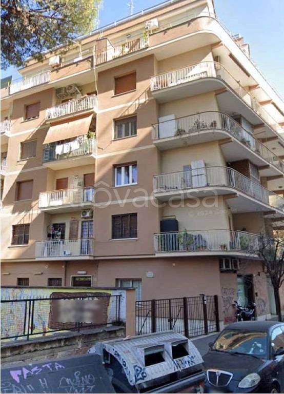 appartamento in vendita a Roma in zona Prenestino-Centocelle