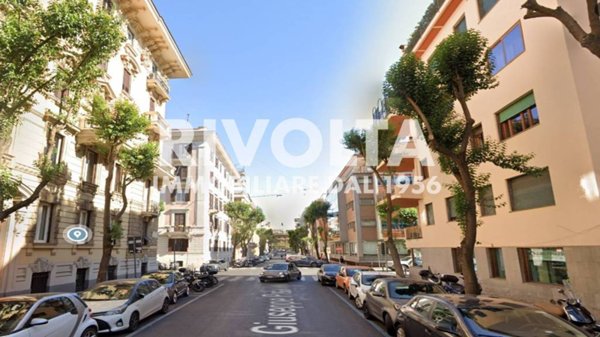 appartamento in vendita a Roma in zona Gianicolense