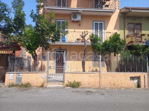 appartamento in vendita a Roma in zona Tor Bella Monaca