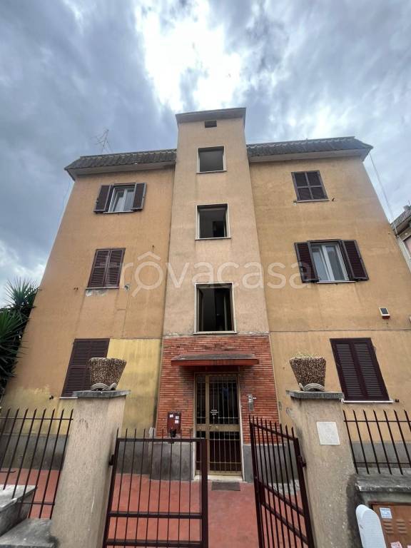 appartamento in vendita a Roma in zona Grottarossa