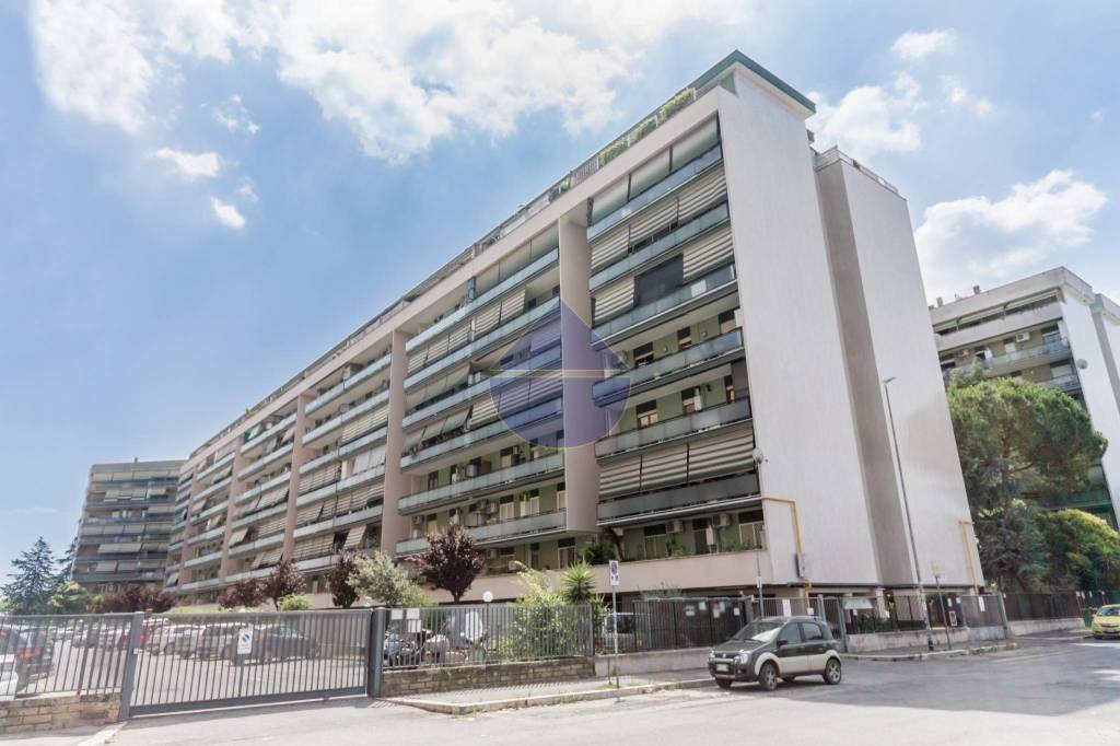 casa indipendente in vendita a Roma in zona Cinecittà