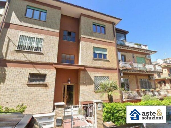 appartamento in vendita a Roma in zona Acilia