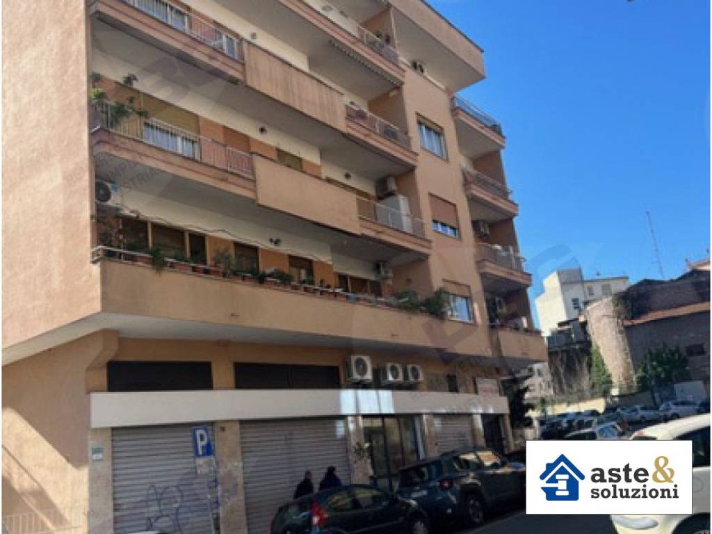 appartamento in vendita a Roma in zona Monte Sacro/Talenti