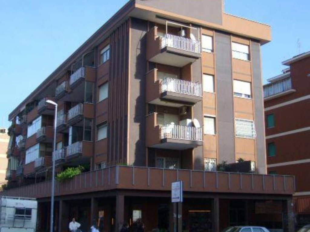 appartamento in vendita a Roma in zona Ostia
