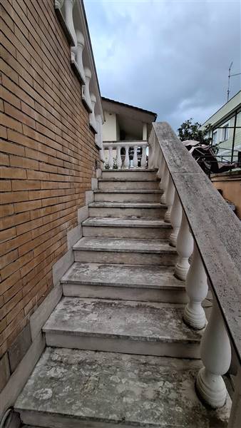 appartamento in vendita a Roma in zona Dragona/Bagnoletto