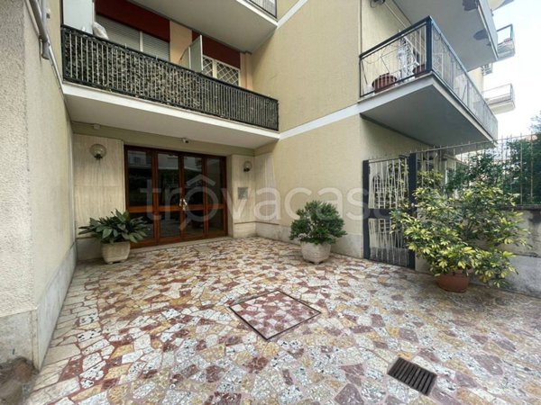 appartamento in vendita a Roma in zona Tuscolano