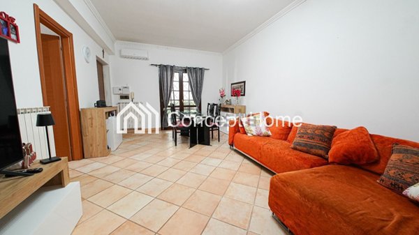 appartamento in vendita a Roma in zona Selvotta