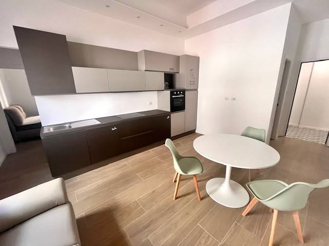 appartamento in vendita a Roma in zona Ardeatino