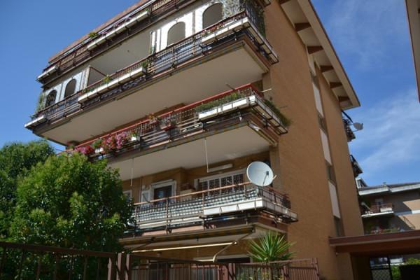 appartamento in vendita a Roma in zona Casal Morena