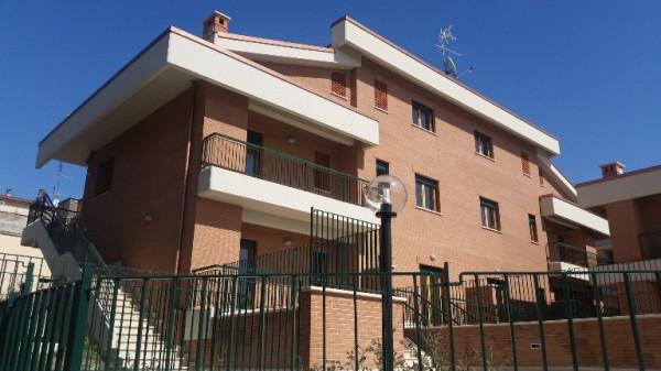 appartamento in vendita a Roma in zona Romanina