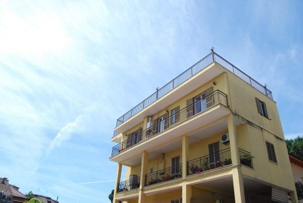 appartamento in vendita a Roma in zona Osteria del Curato