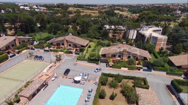casa indipendente in vendita a Roma in zona La Pisana