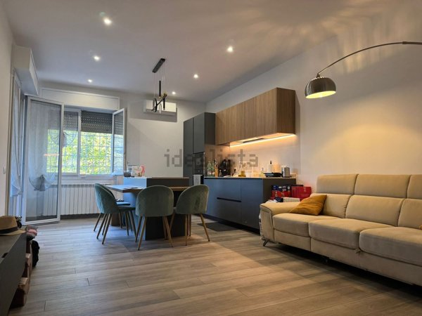 appartamento in vendita a Roma in zona Cinecittà