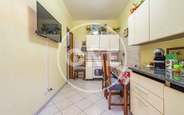 appartamento in vendita a Roma in zona Finocchio