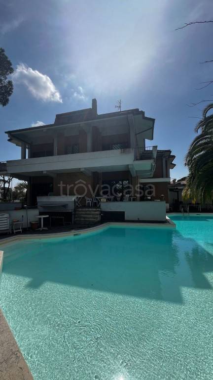 casa indipendente in vendita a Roma in zona Gianicolense