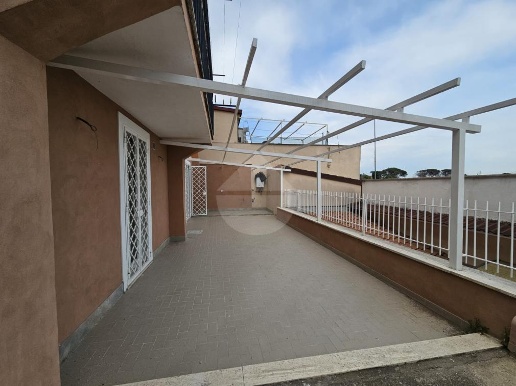 appartamento in vendita a Roma in zona Casalotti