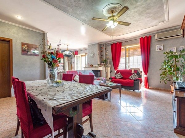 appartamento in vendita a Roma in zona Fosso di San Giuliano