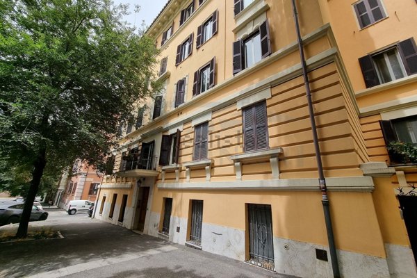 appartamento in vendita a Roma in zona San Saba - Ripa