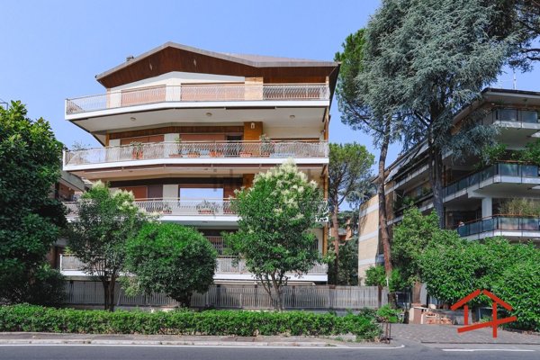 appartamento in vendita a Roma in zona Della Vittoria