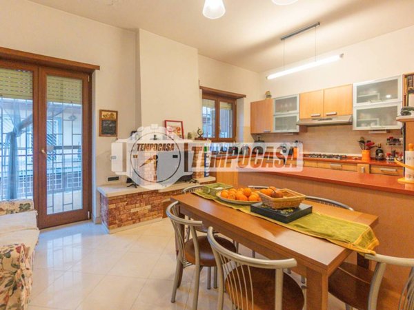 casa indipendente in vendita a Roma in zona Casal Morena