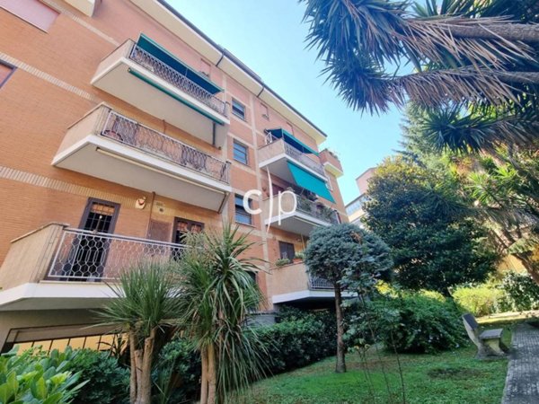 appartamento in vendita a Roma in zona Gianicolense