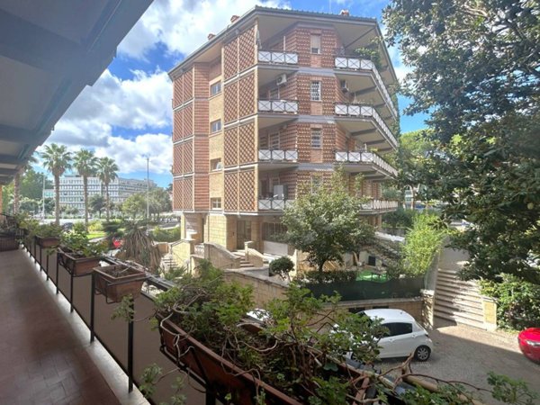 appartamento in vendita a Roma in zona Giuliano Dalmata