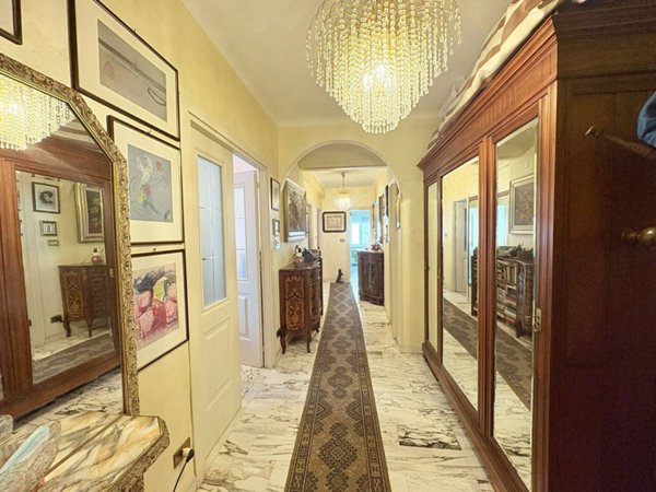 appartamento in vendita a Roma in zona Tuscolano