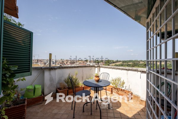 appartamento in vendita a Roma in zona Gianicolense