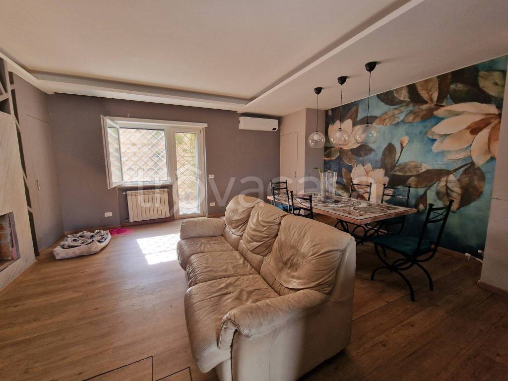 appartamento in vendita a Roma in zona Montespaccato
