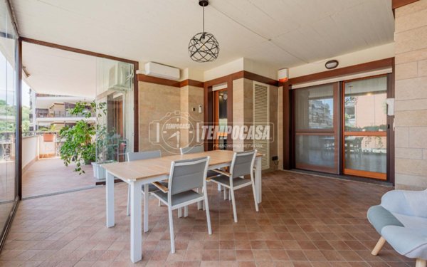 appartamento in vendita a Roma in zona Torrino