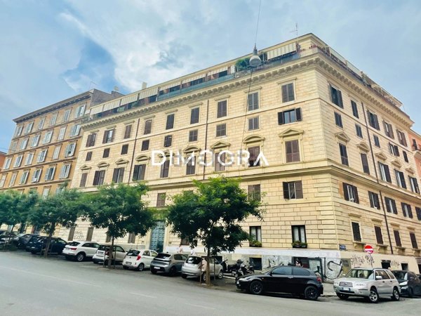 appartamento in vendita a Roma in zona Trastevere