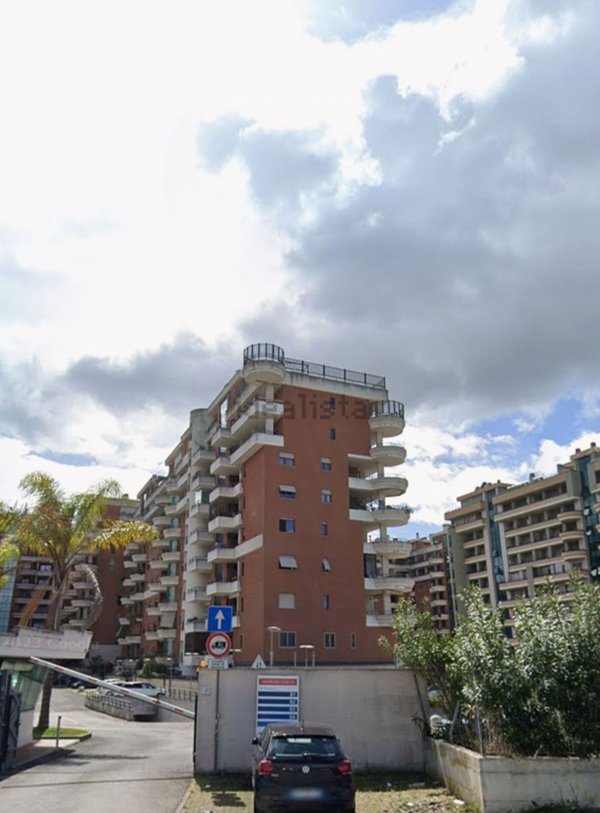 appartamento in vendita a Roma in zona Acilia